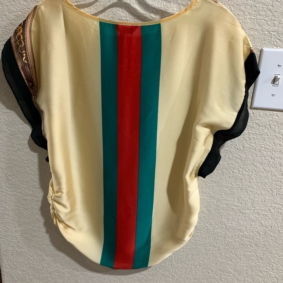 💟Cream, red, green striped scarf top - Picture 2 of 8